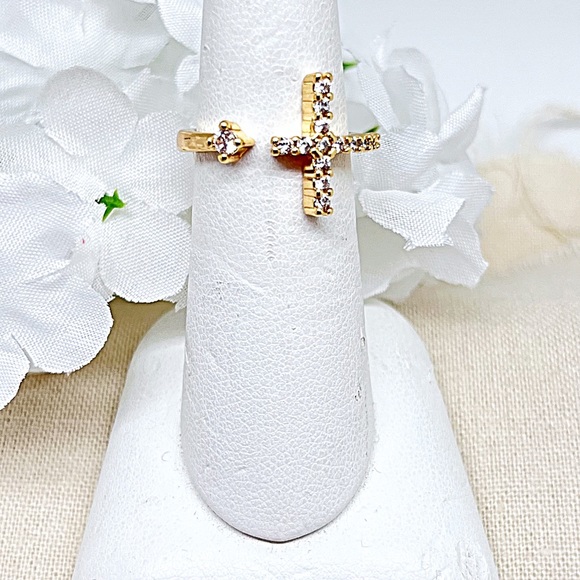 CZ Cross Ring in 18k Gold Filled, NWT, Ships in Gift Box, Adjustable - Picture 2 of 5